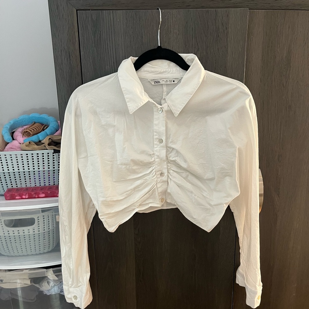 ZARA Cropped Button-Up